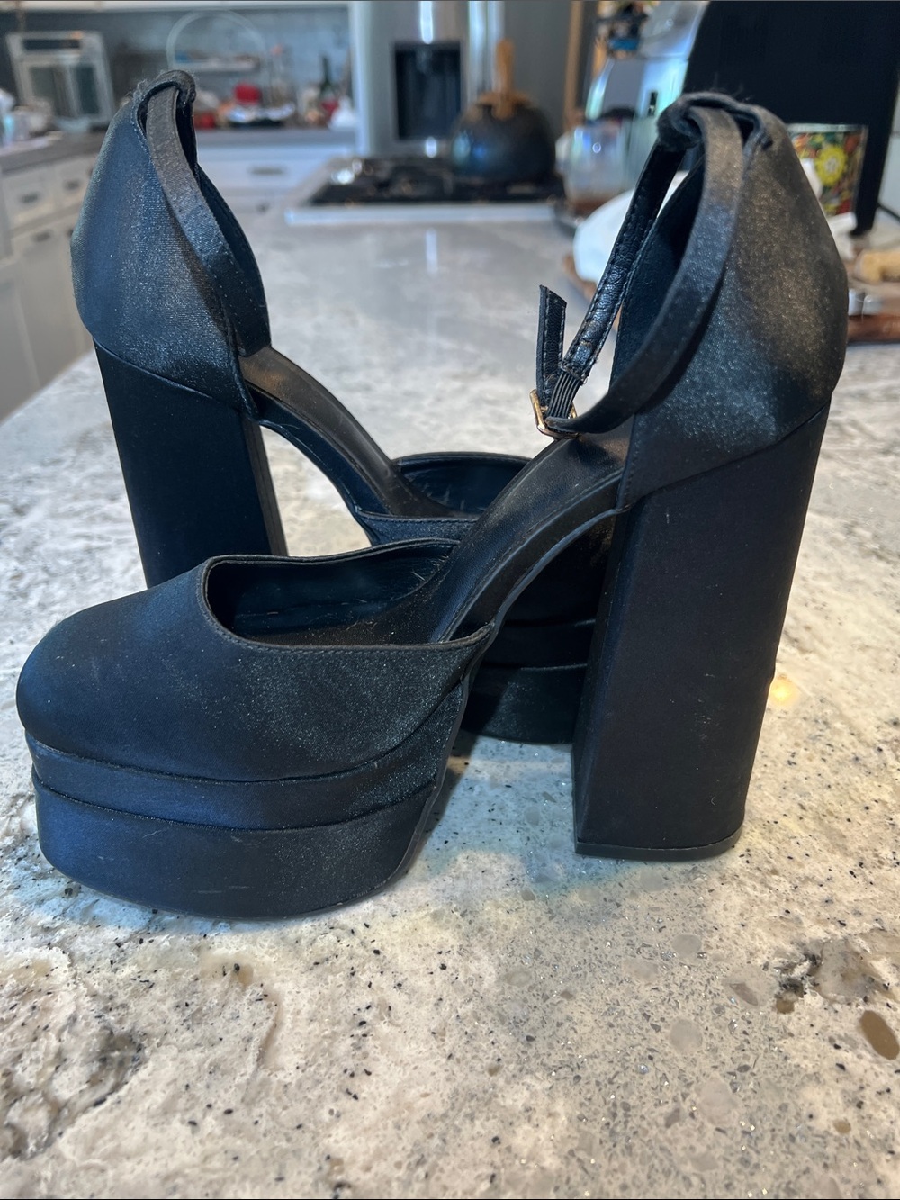 Black Chunky Platform Block Heels Closed Square Toe Pump Size 7 - Picture 6 of 11